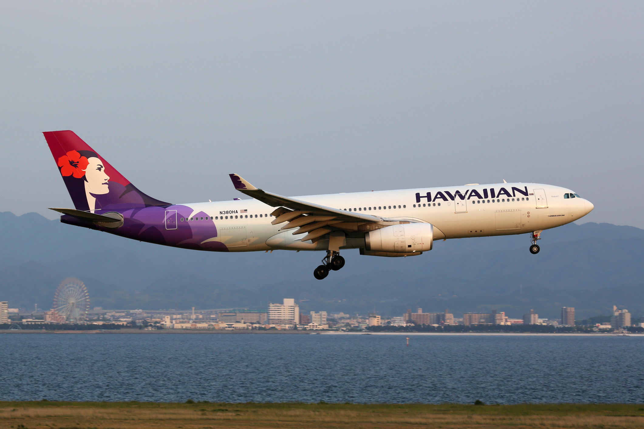 Hawaiian Airlines featured Image