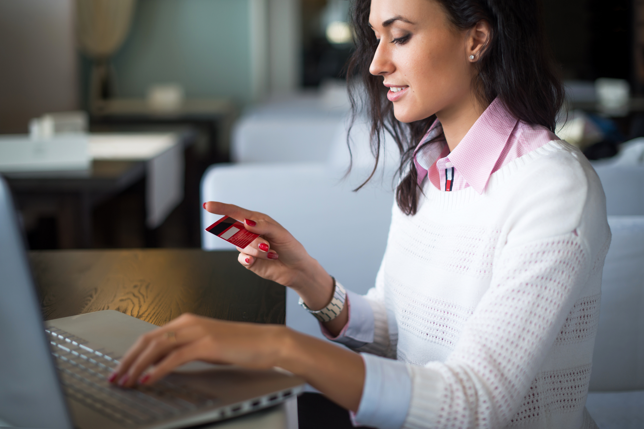 woman setting up a PIN
